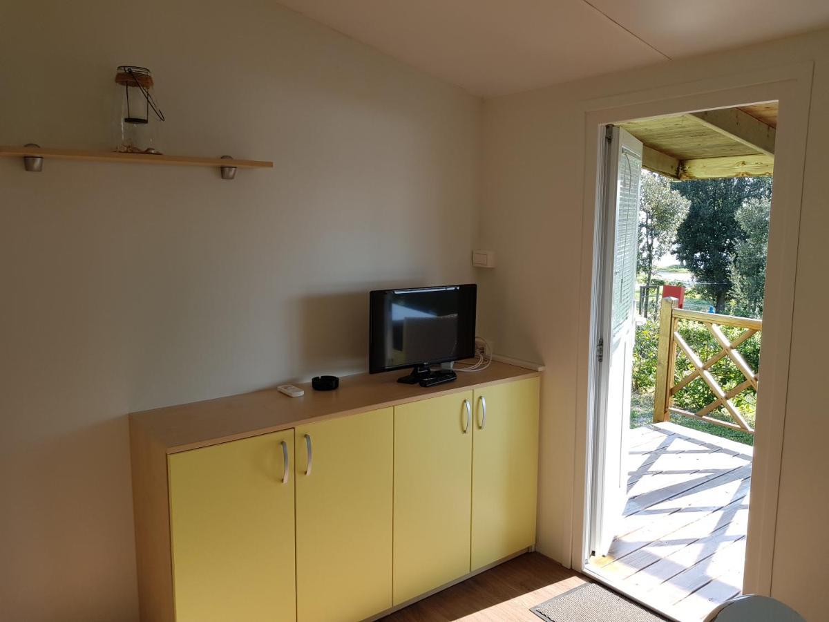 Naturist Mobile Homes Eden In Fkk Ulika Poreč Extérieur photo