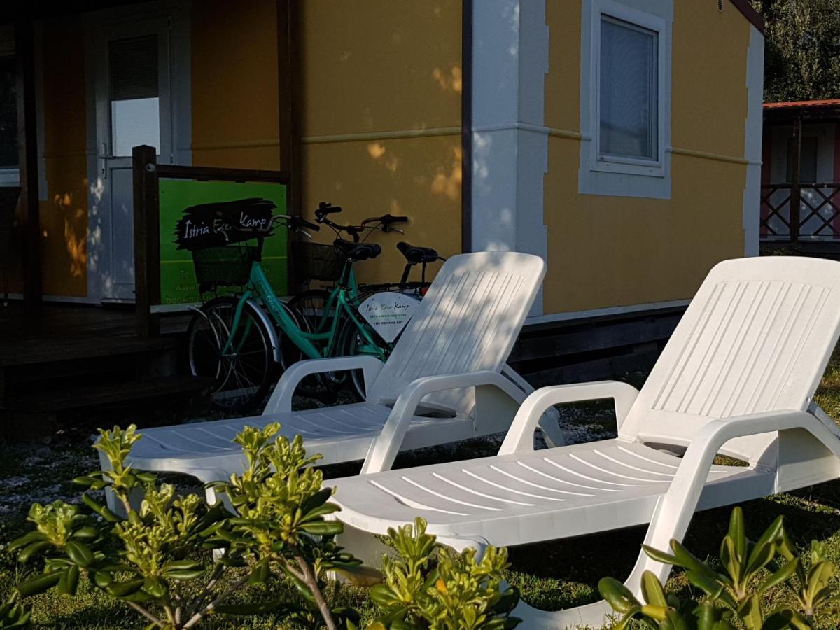 Naturist Mobile Homes Eden In Fkk Ulika Poreč Extérieur photo