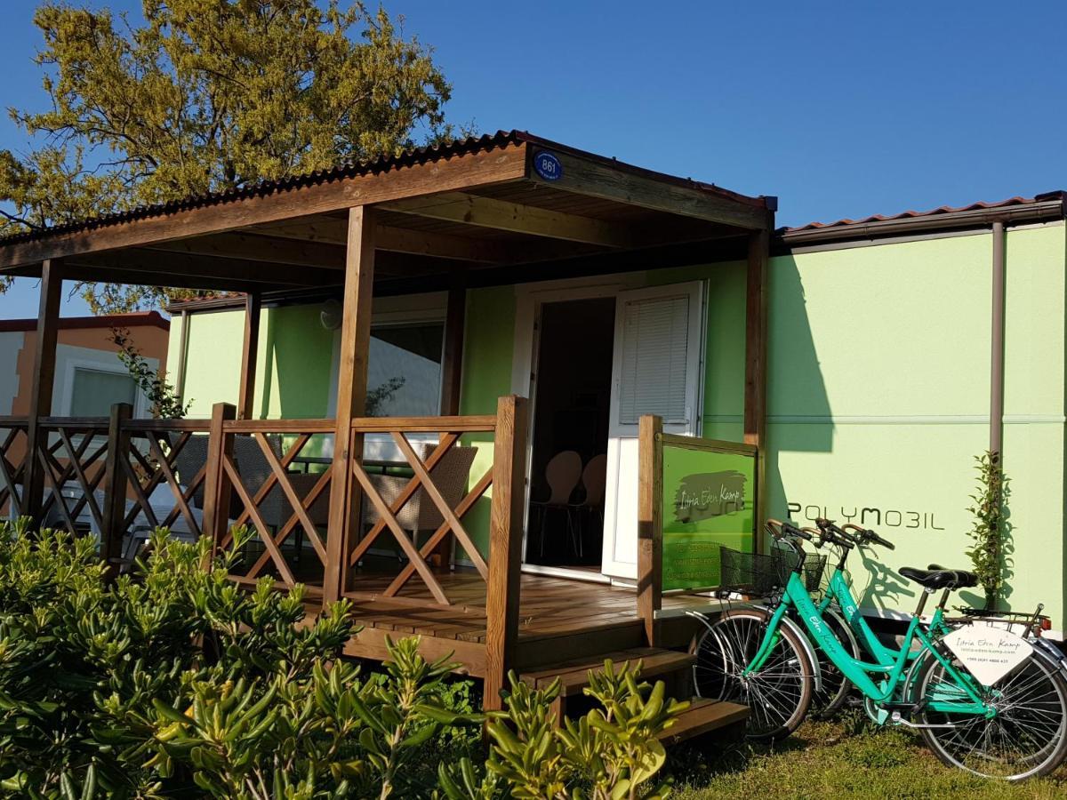 Naturist Mobile Homes Eden In Fkk Ulika Poreč Extérieur photo