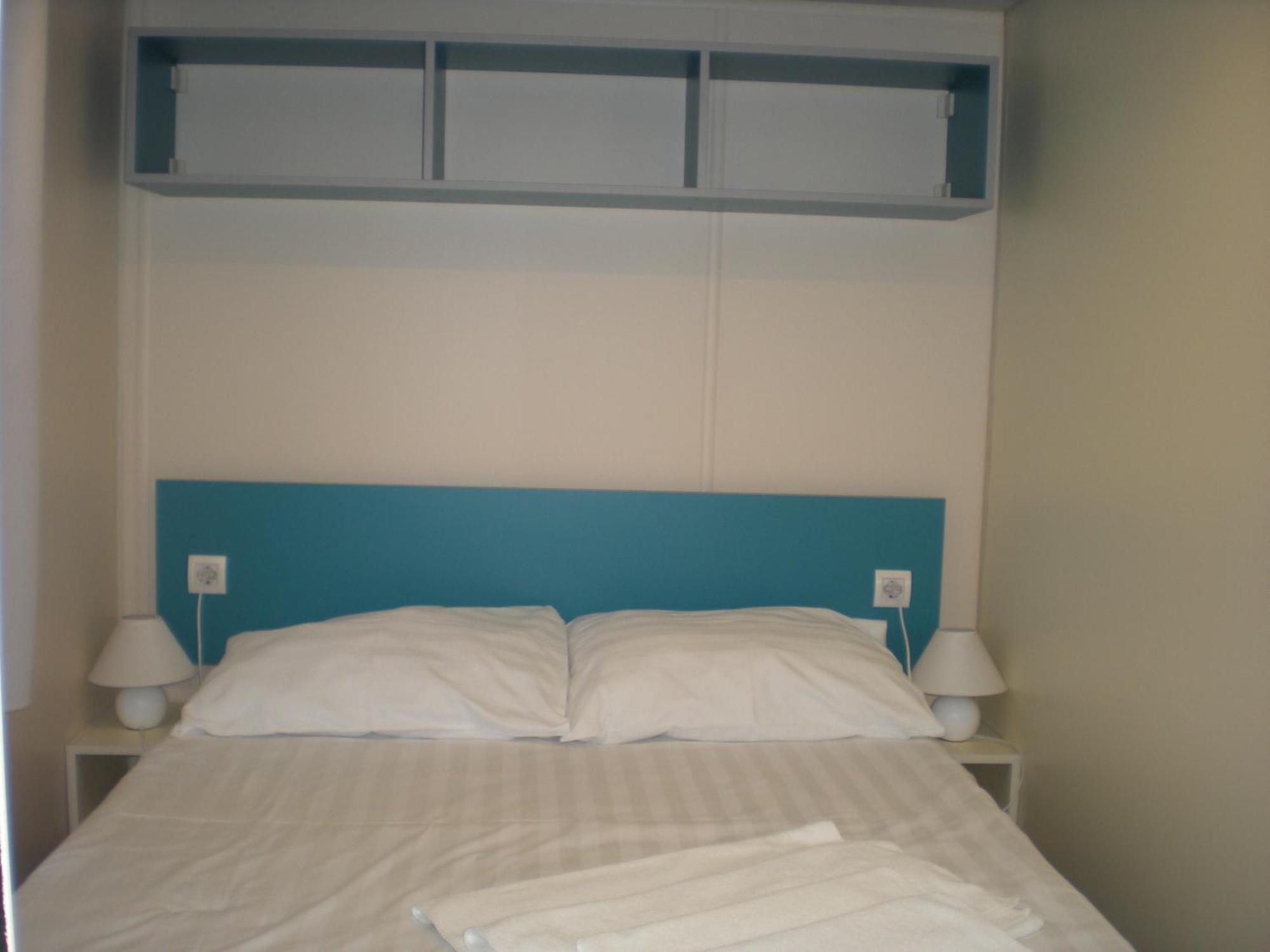 Naturist Mobile Homes Eden In Fkk Ulika Poreč Chambre photo