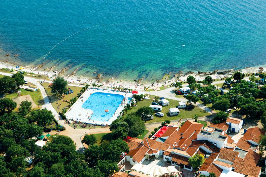 Naturist Mobile Homes Eden In Fkk Ulika Poreč Extérieur photo